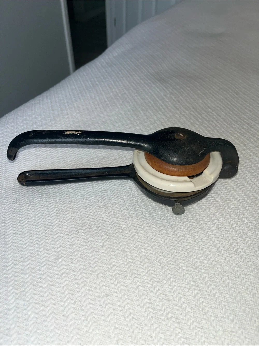 Antique Victorian cast iron lemon squeezer